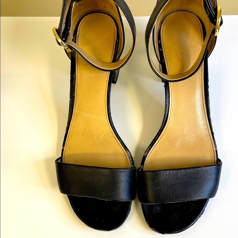 Michael Kors Black Leather Block Heel Sandals 9.5